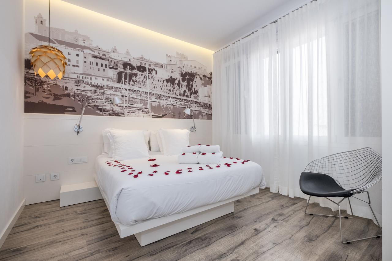 Hotel Abril 37 Ciutadella  Kültér fotó
