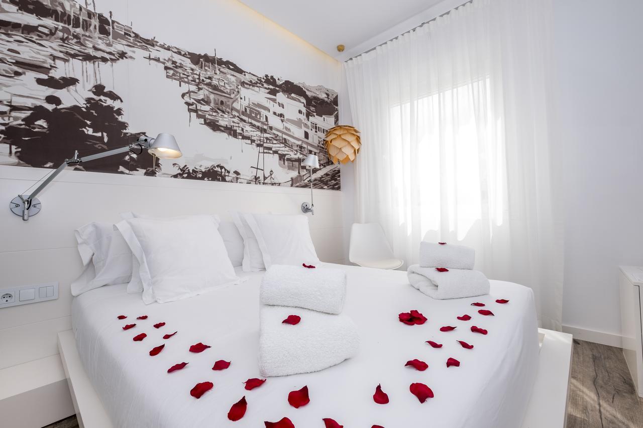 Hotel Abril 37 Ciutadella  Kültér fotó