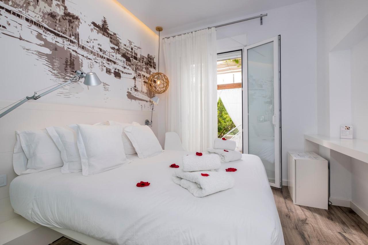 Hotel Abril 37 Ciutadella  Kültér fotó